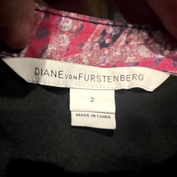 Diane Von Furstenberg 100% silk mini dress 2, resortwear, quiet luxury, old mone - Picture 4 of 4